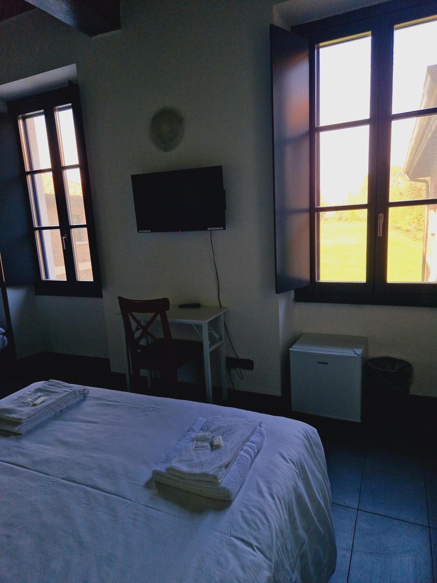 B&B E Ostello, Parco Di Monza, Cascina Costa Alta Dış mekan fotoğraf